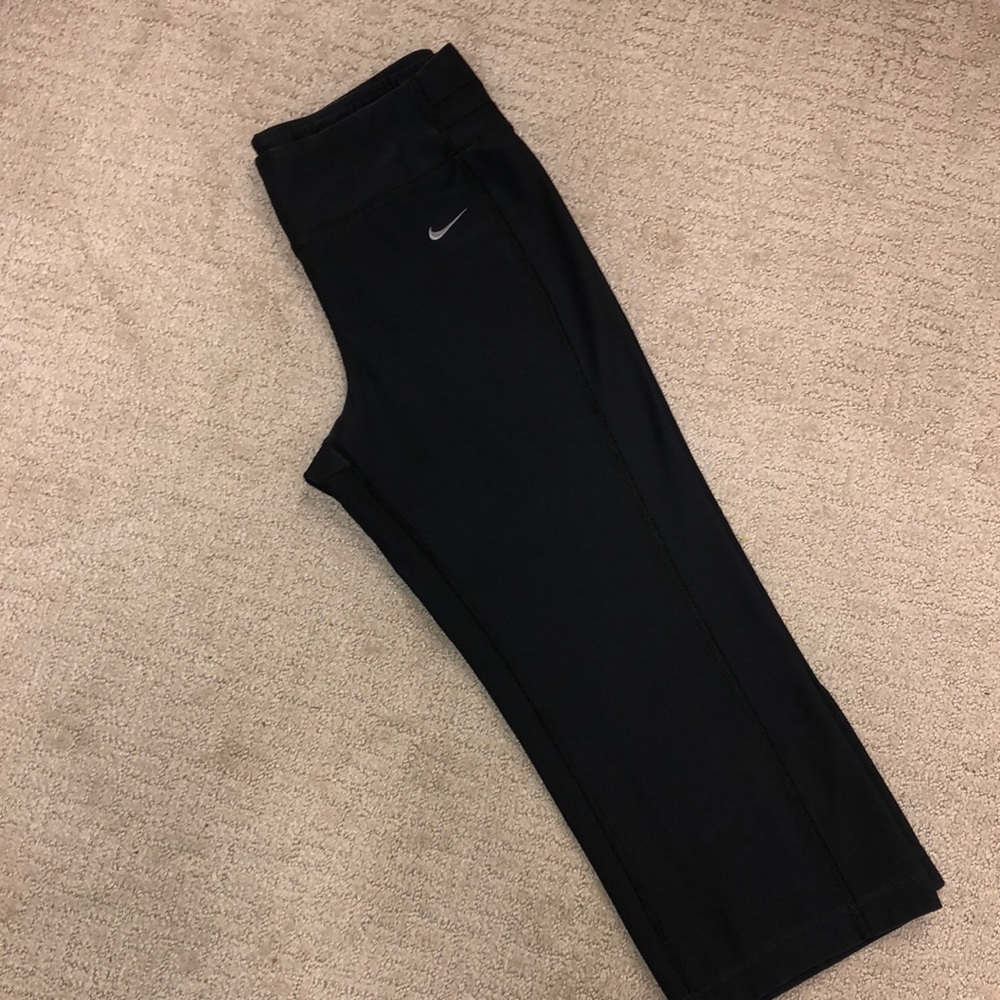 Nike Capri workout pants